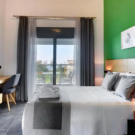 Aparthotel Botanica Luxury Neos Marmaras