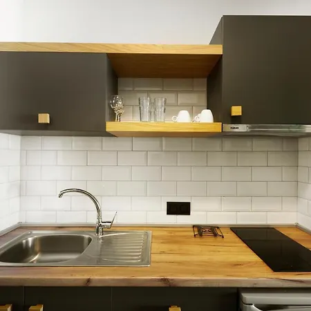 Botanica Luxury Neos Marmaras