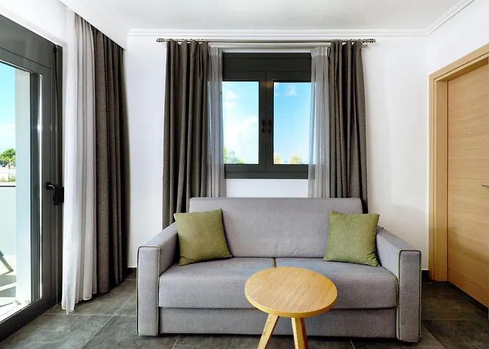 Botanica Luxury Apartahotel